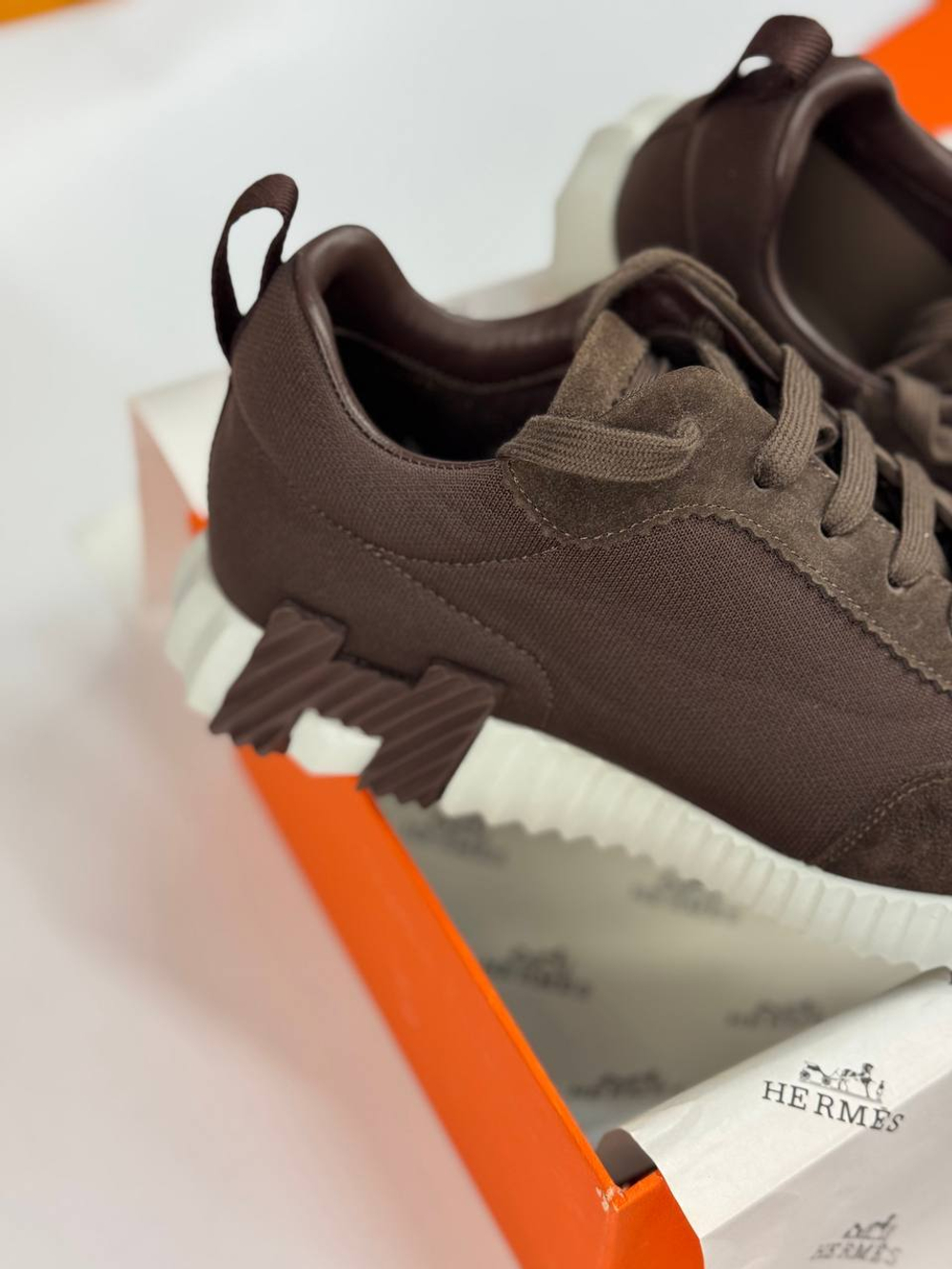 Кроссовки Hermes
