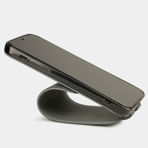 Чехол кожаный для iPhone 12/12Pro серого цвета