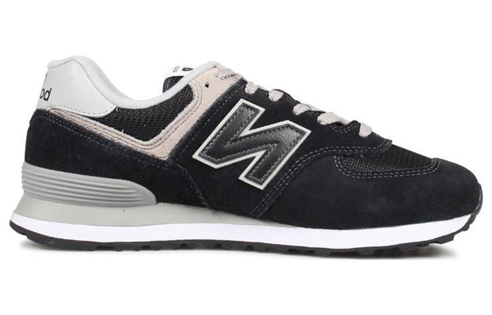 574 New Balance "Classic Black"