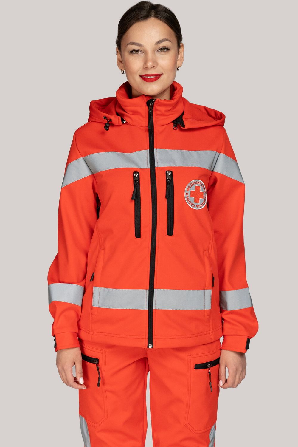 Куртка демисезонная женская Скорая помощь MedicLine SOFTSHELL красная