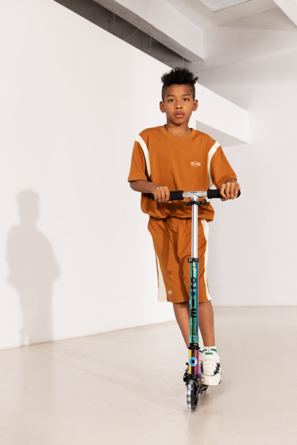 Самокат Micro Sprite LED Неохром