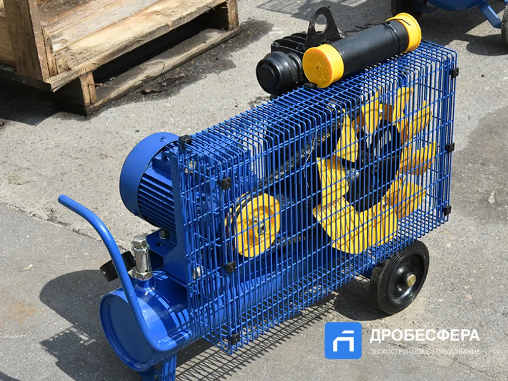 Поршневой компрессор С412М