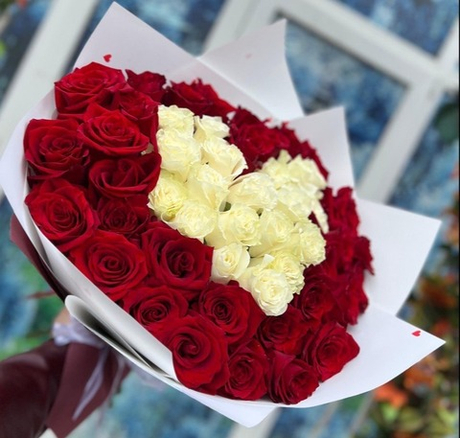 Сердце из роз