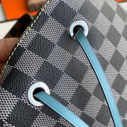 Louis Vuitton NeoNoe MM