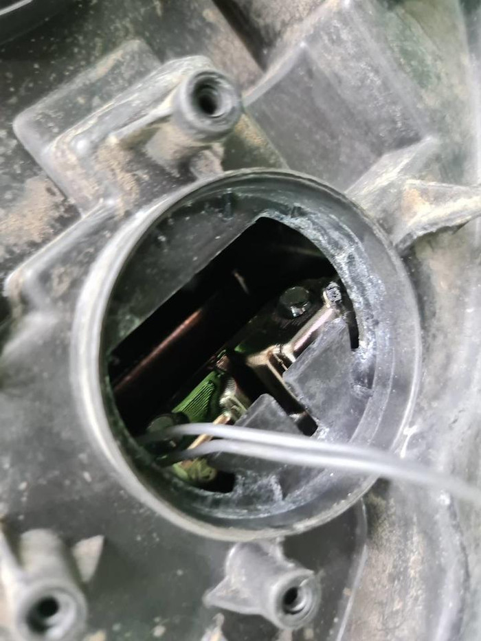 Фара правая BMW X1 E84 (2012-2015) ксенон