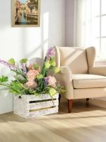 Композиция в ящике "Гортензия и тюльпаны"