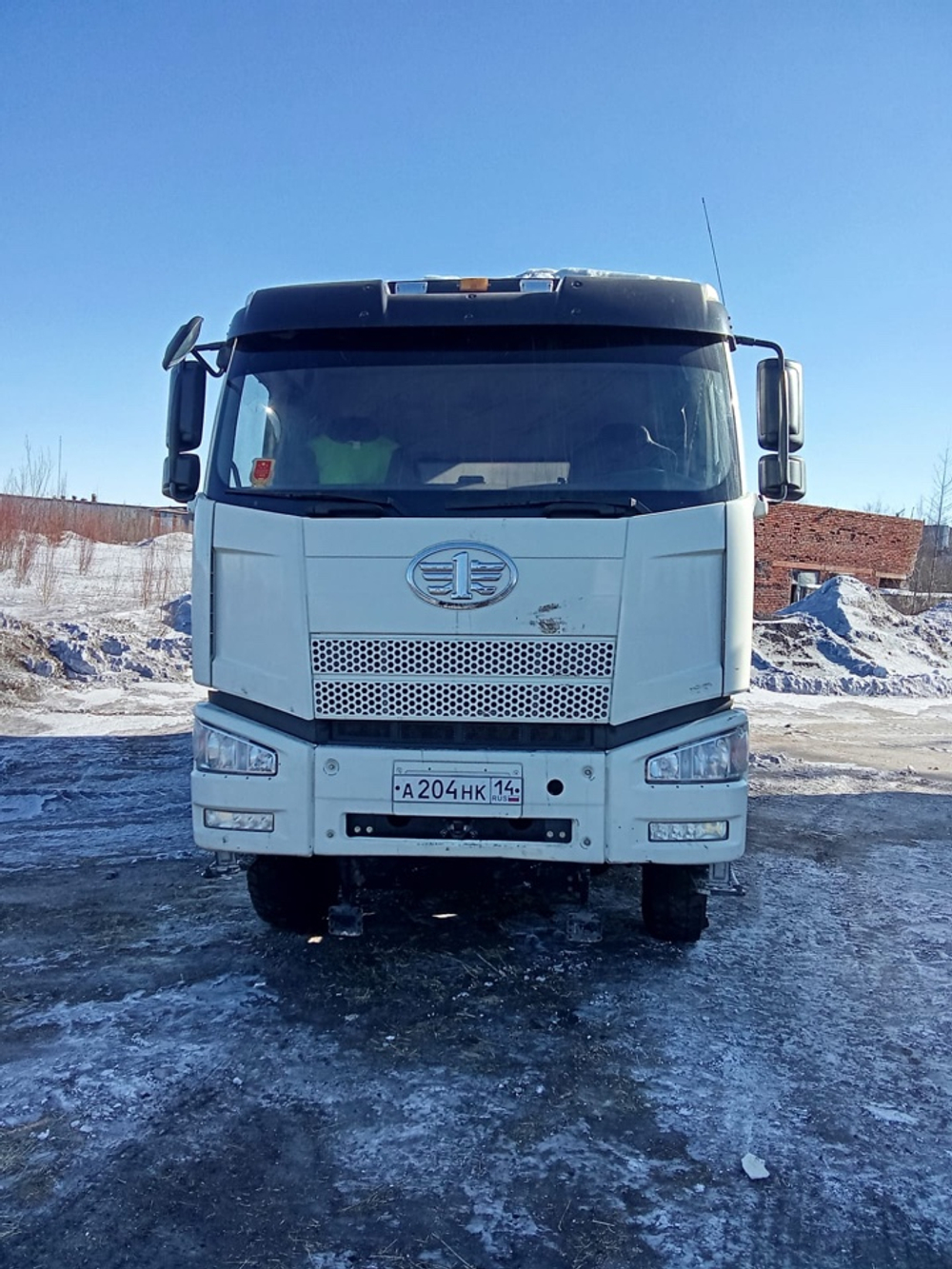 FAW J6 8x4 Самосвал СА3310Р66K24T4E5 (Дизельный, 11,1 л, 420 л.с., МТ)