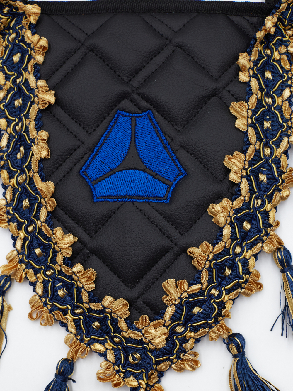 Вымпел тройной SITRAK (экокожа, черный с синими кисточками)