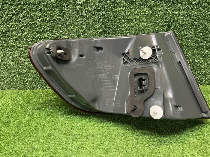 Фонарь правый внешний BMW 5er F10 (2013-2017)