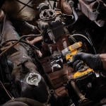 DeWalt DCF902D2K гайковерт аккумуляторный (2 x 2 Ач, ЗУ)