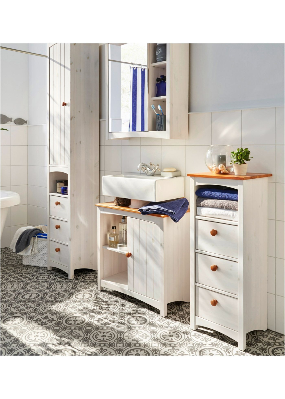 Шкаф распашной