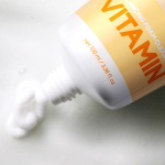 Пенка для умывания с Витаминами Tenzero Balancing Foam Cleanser Vitamin 100мл