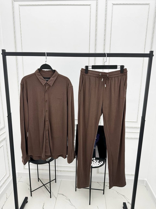 Летний костюм Kiton