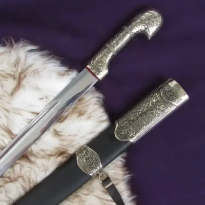 Шашка казачья ККВ образца 1904 г., мельхиоровая рукоять утопающая в ножнах