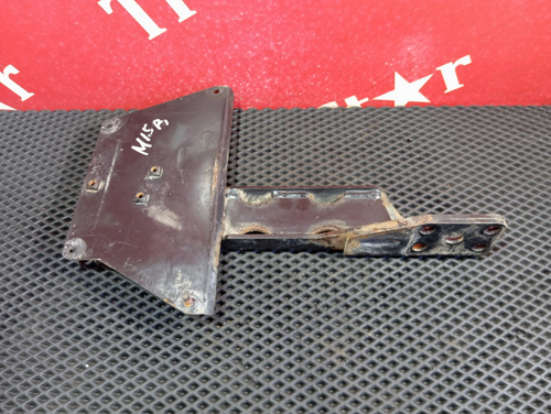 Кронштейн насоса AdBlue