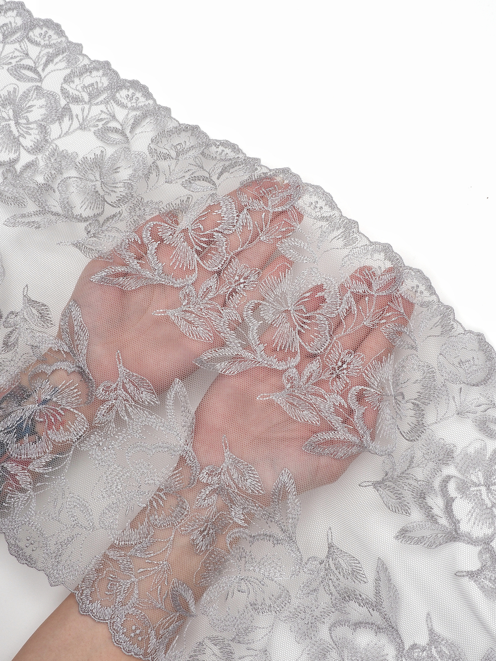 Кружево вышивка на сетке светло-серая неэластичная ширина 28 см