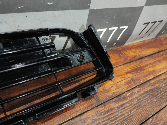 Решетка переднего бампера Lexus RX 4 15-19 Б/У Оригинал 5311248160