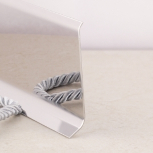 Плинтус из нержавеющей стали 60H глянцевый 2500 мм