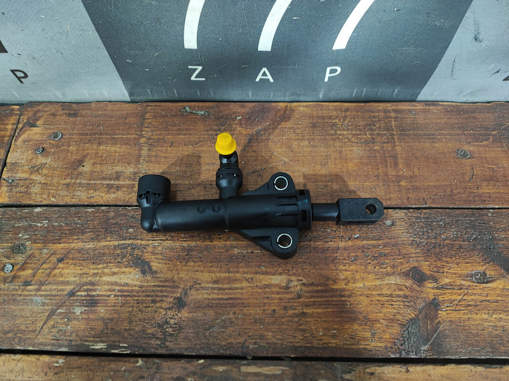 Цилиндр сцепления главный Haval H6 1 14-22 Б/У Оригинал 1608100AKZ20A