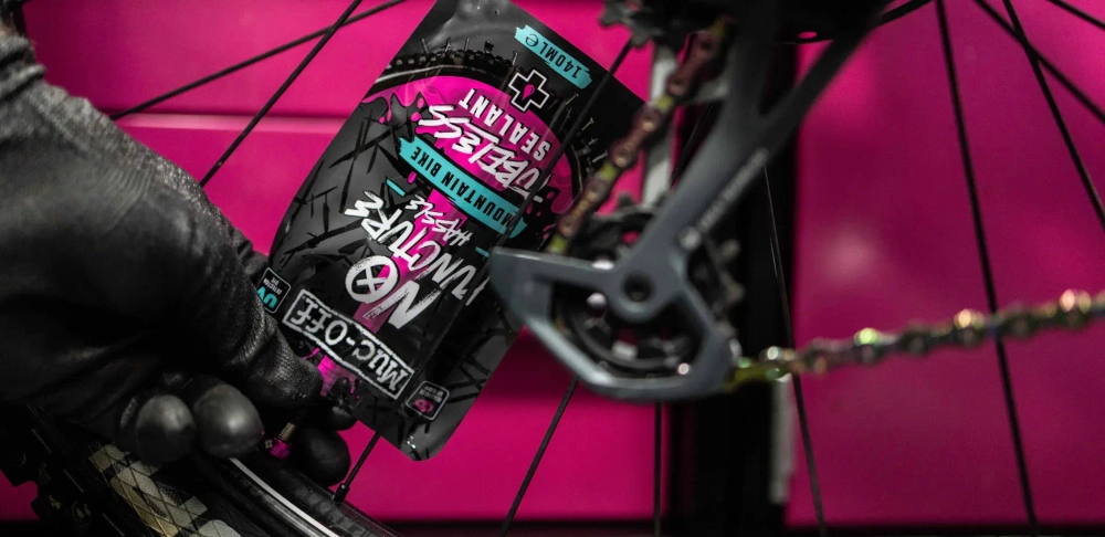 Герметик для бескамерных покрышек Muc-Off MTB Tubeless Sealant
