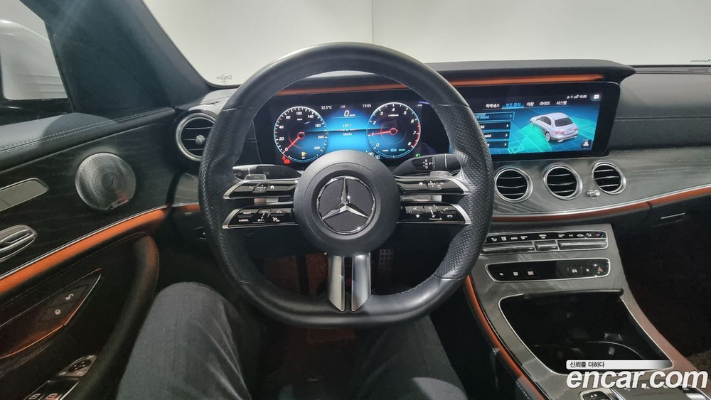 Mercedes-Benz E-Class W213 E350 4MATIC AMG Line (10.2020)