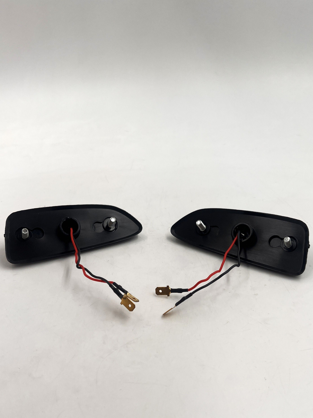 Повторитель поворота желтый на крыло диодный ВАЗ 2121 Лада Нива 2 шт