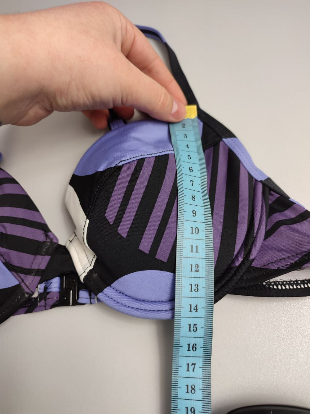 Купальник приятной расцветки 42 А размер, новый