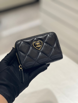 Chanel Zipped Coin Purse