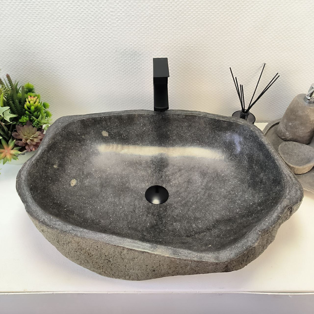 Раковина из речного камня RS-63524 (70*50*16) 0125