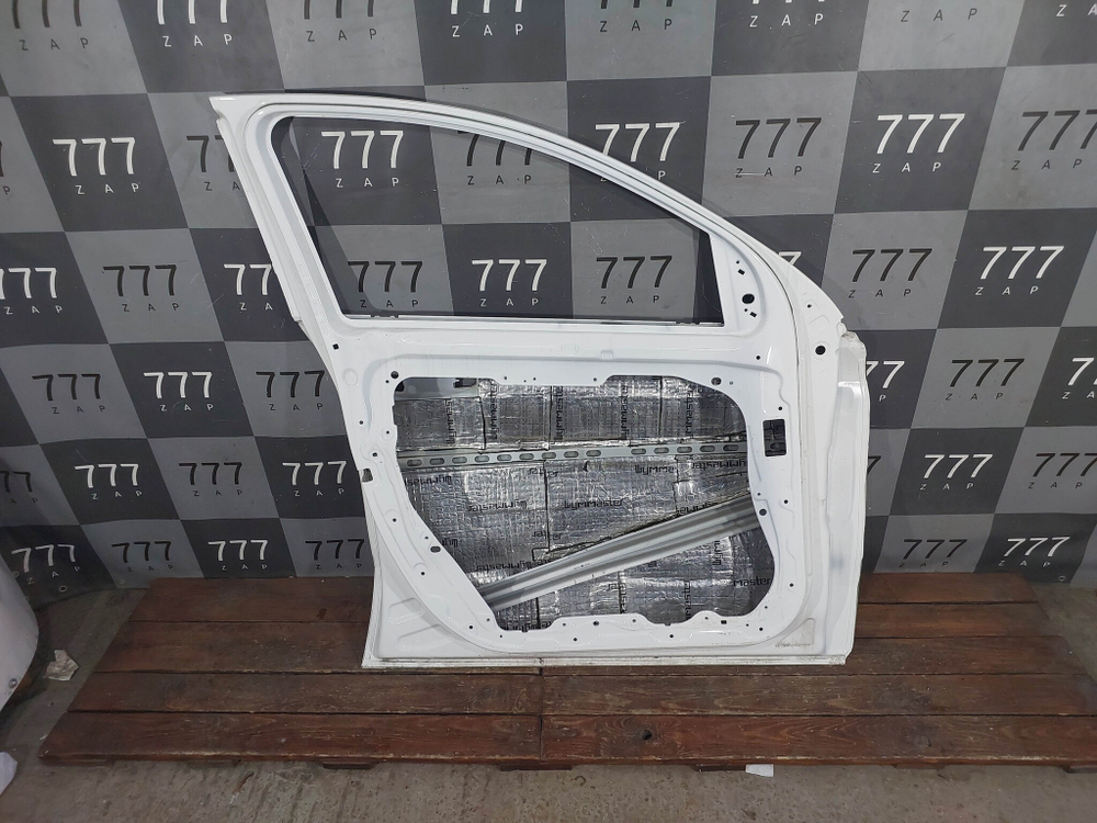 Дверь передняя левая Mercedes GLE (C292) 15-19 Б/У Оригинал A2927200105