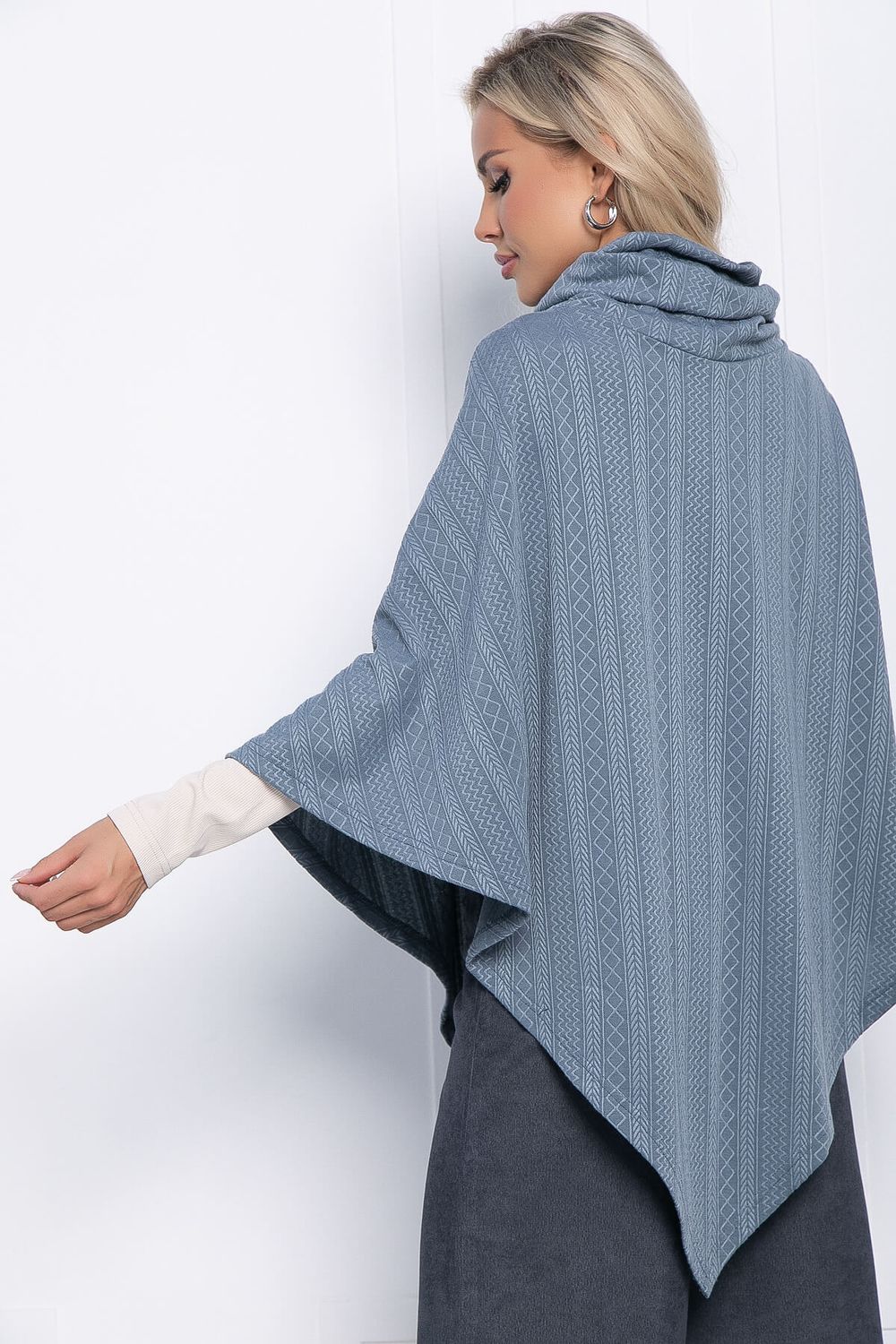 Пончо Арина (серое) Б11009 LT Collection
