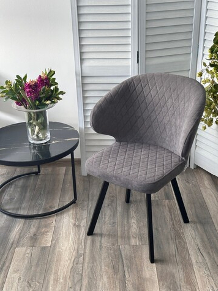 Стул М-City DISAUR Хилтон поворотный на 360 градусов, B28 темно-серый, Велюр, Черный каркас