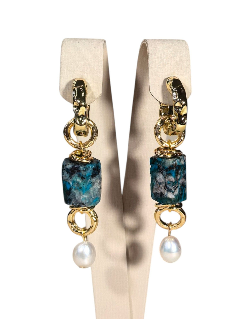 Серьги с хризоколлой и жемчугом