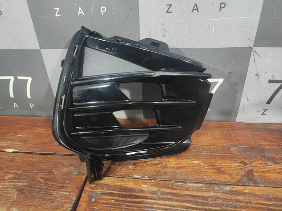 Накладка ПТФ правая Kia K5 20-нв Б/У Оригинал 86542L2310