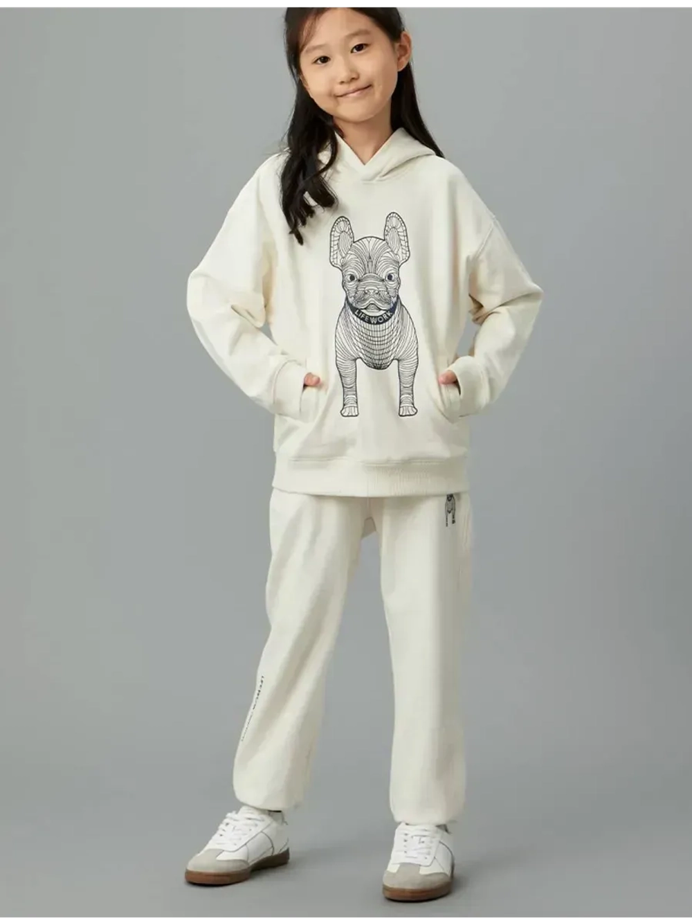 Толстовка с большим логотипом LADOK