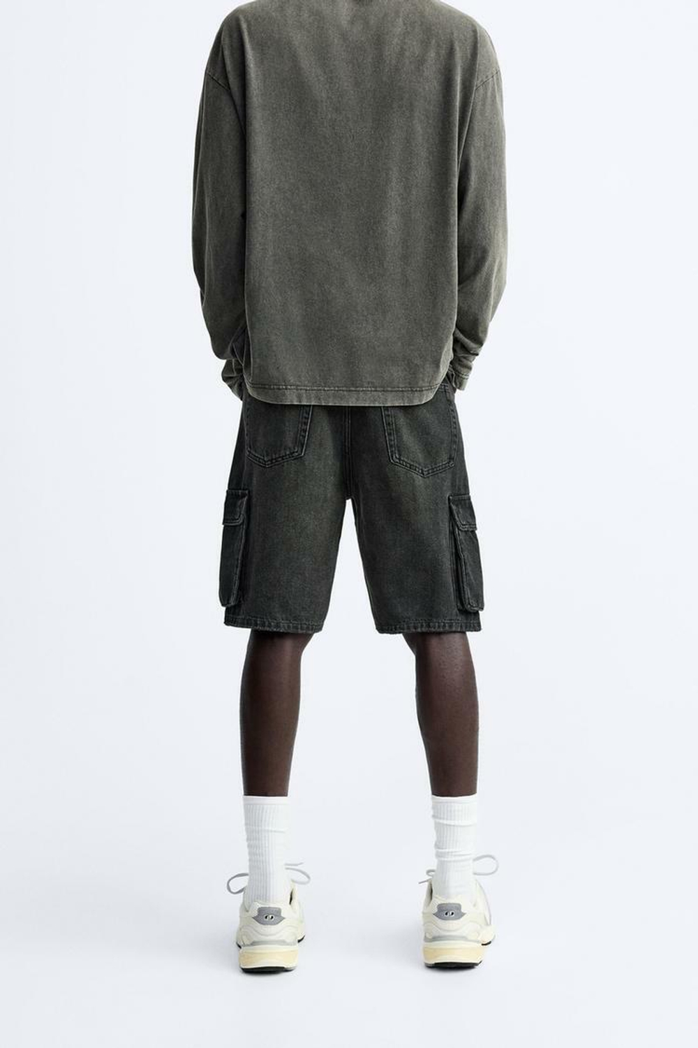 ZARA ДЖИНСОВЫЕ ШОРТЫ-КАРГО-БЕРМУДЫ, ЧЕРНЫЙ