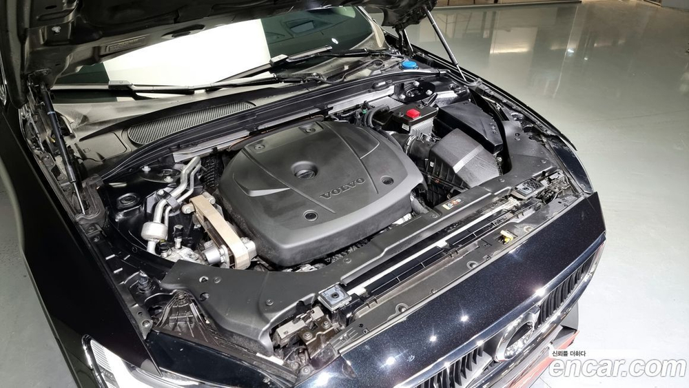 Volvo S60 3 Generation T5 Momentum (07.2020)