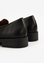 Лоферы // Paula // Black