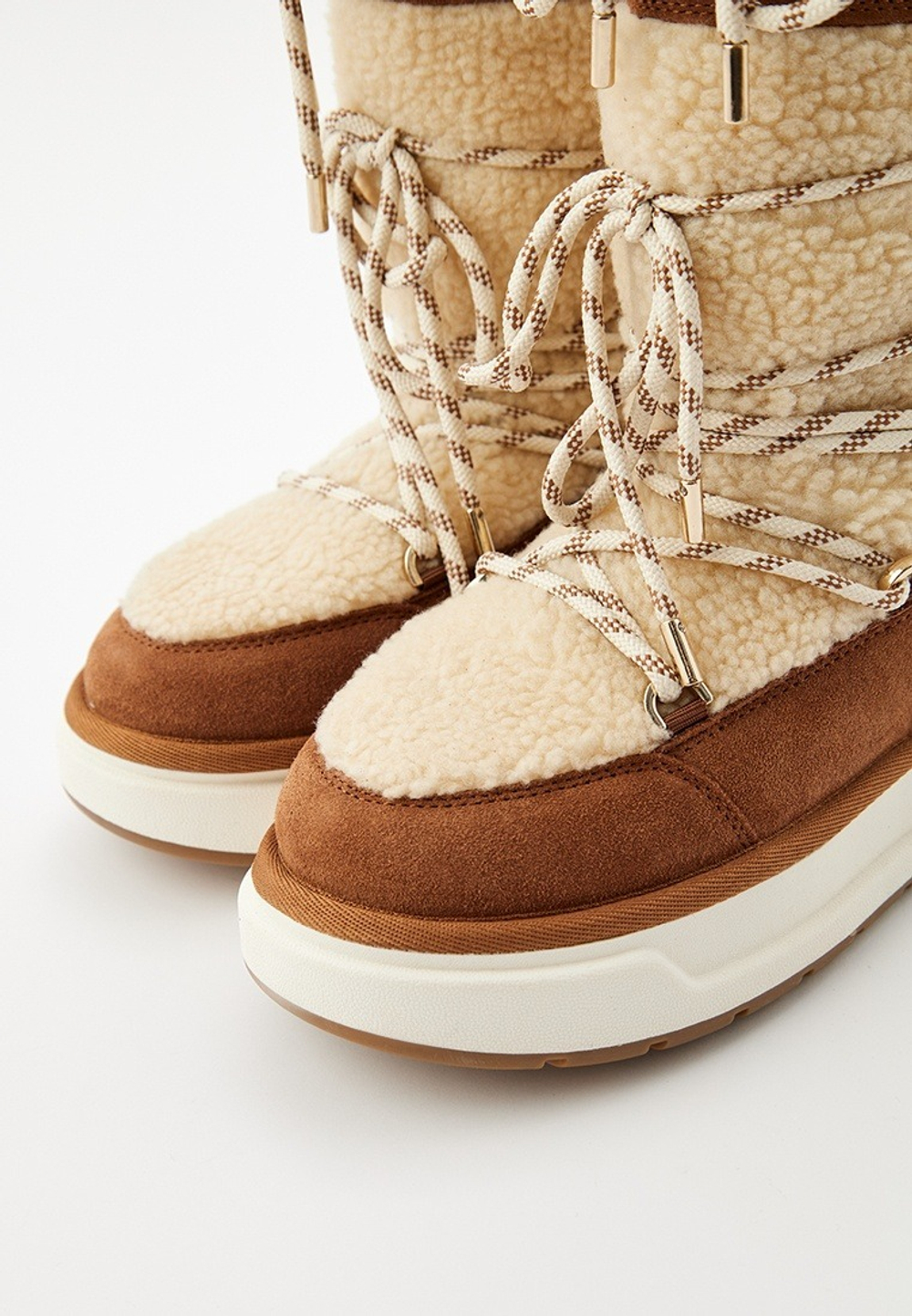 Ботинки женские GUESS UNDELA2