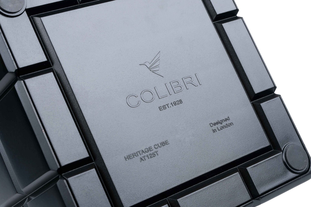 Пепельница Colibri Heritage Cube, Черный лак AT125T1