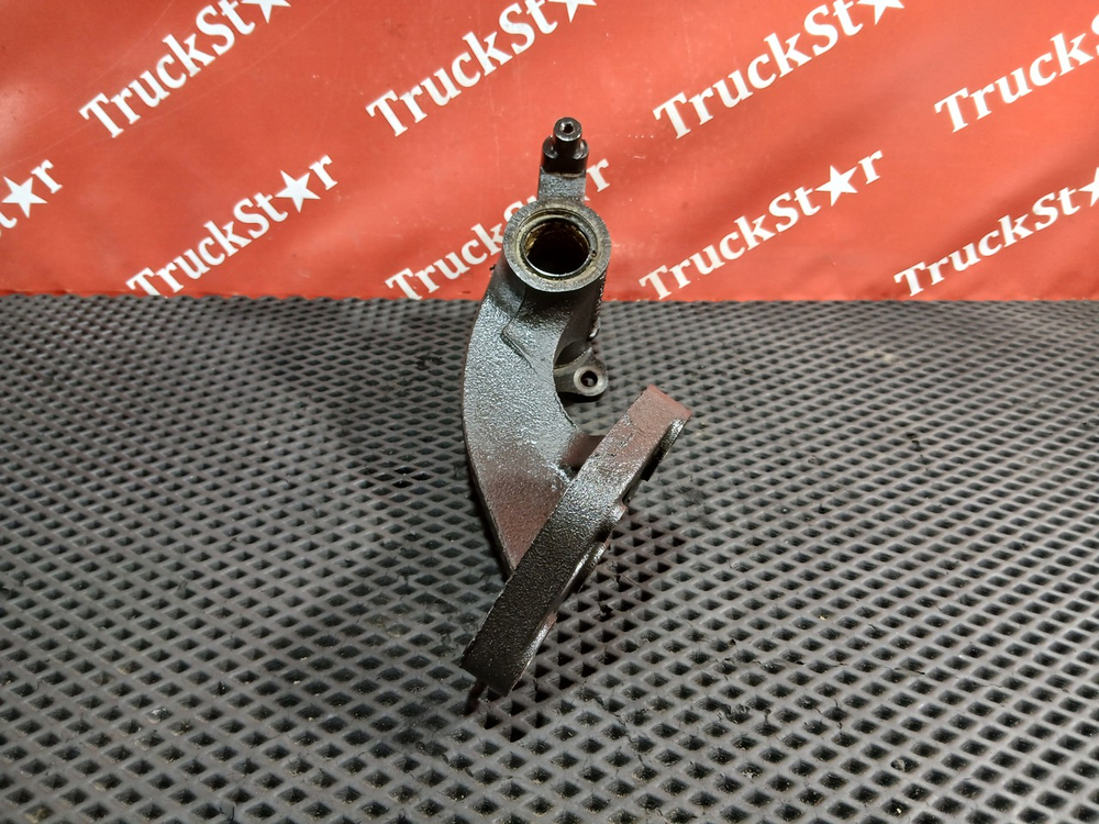 Кронштейн тормозного вала левый