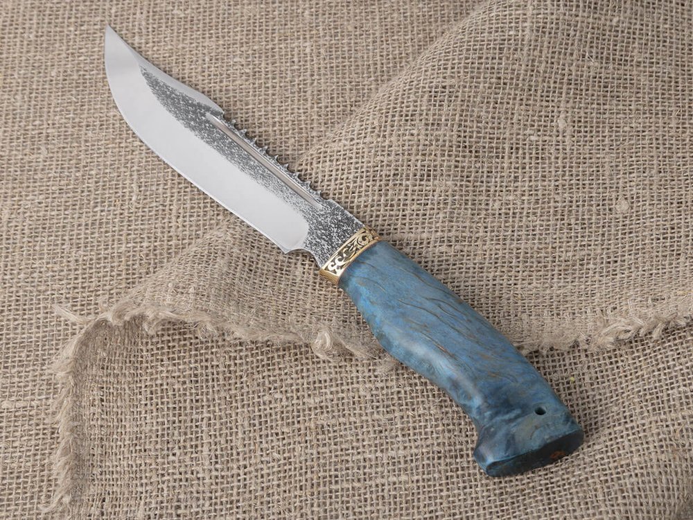 Нож "Алтай", сталь Bohler N690, рукоять синяя стабилизированная береза