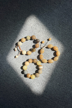 Браслет из медового нефрита из серии DEITY