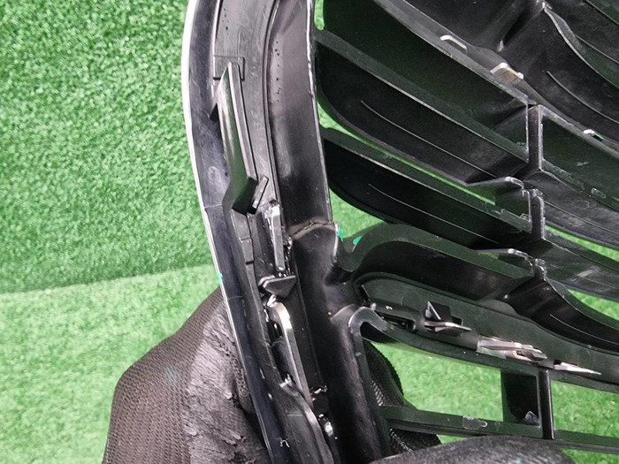 Решетка радиатора Mercedes S W223 (2020-н.в.)