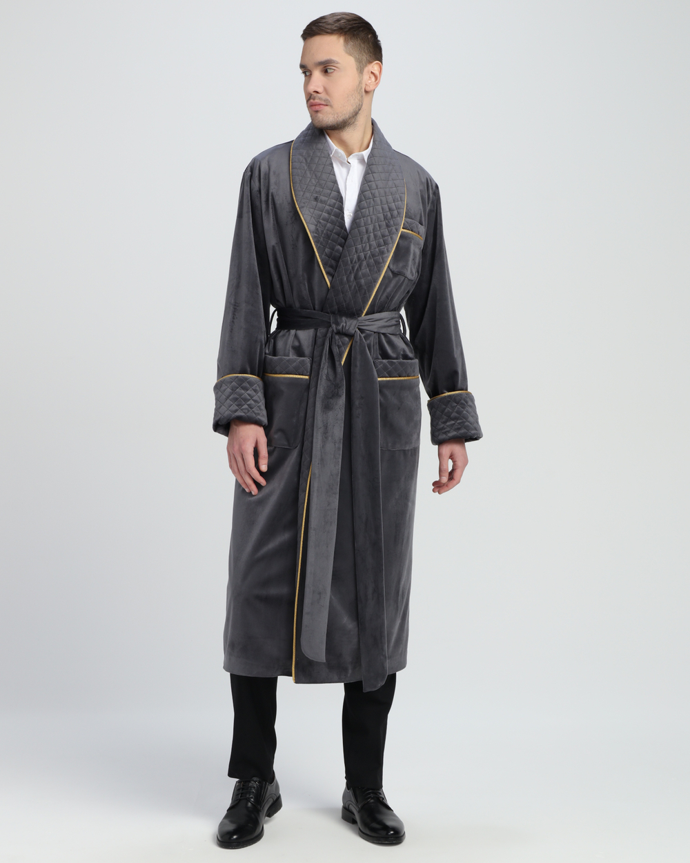 Халат бархатный со стеганными бортами