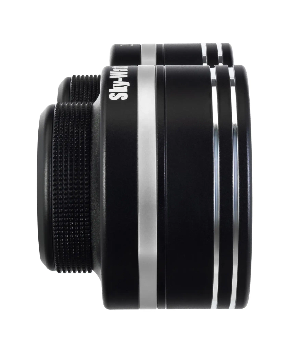 Бинокль широкоугольный Sky-Watcher 2,1x42 - вид сбоку, серебристые полосы