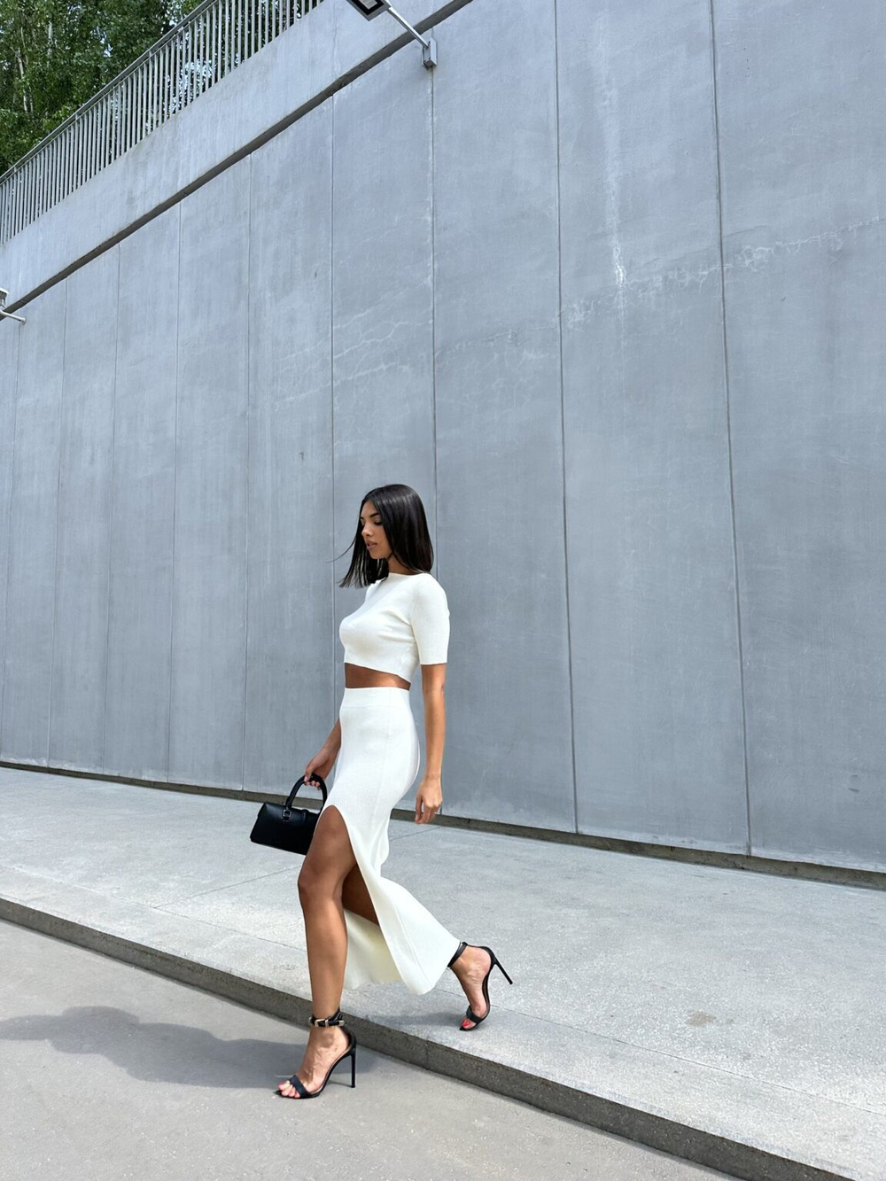 Юбка PETRA с разрезом, айвори