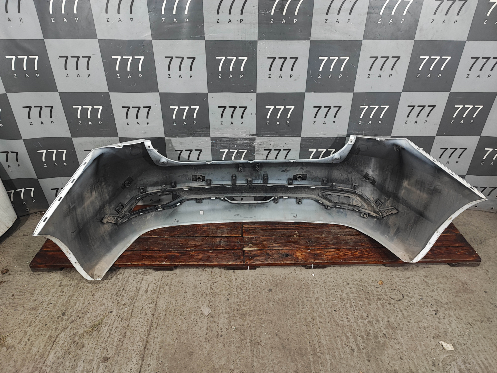 Бампер задний Lada Vesta 22-нв Б/У Оригинал 8450040066