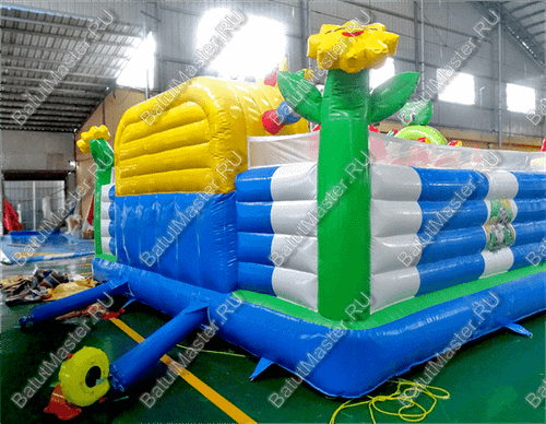 Коммерческий надувной батут "Радужный город 2" 12*6*3 м