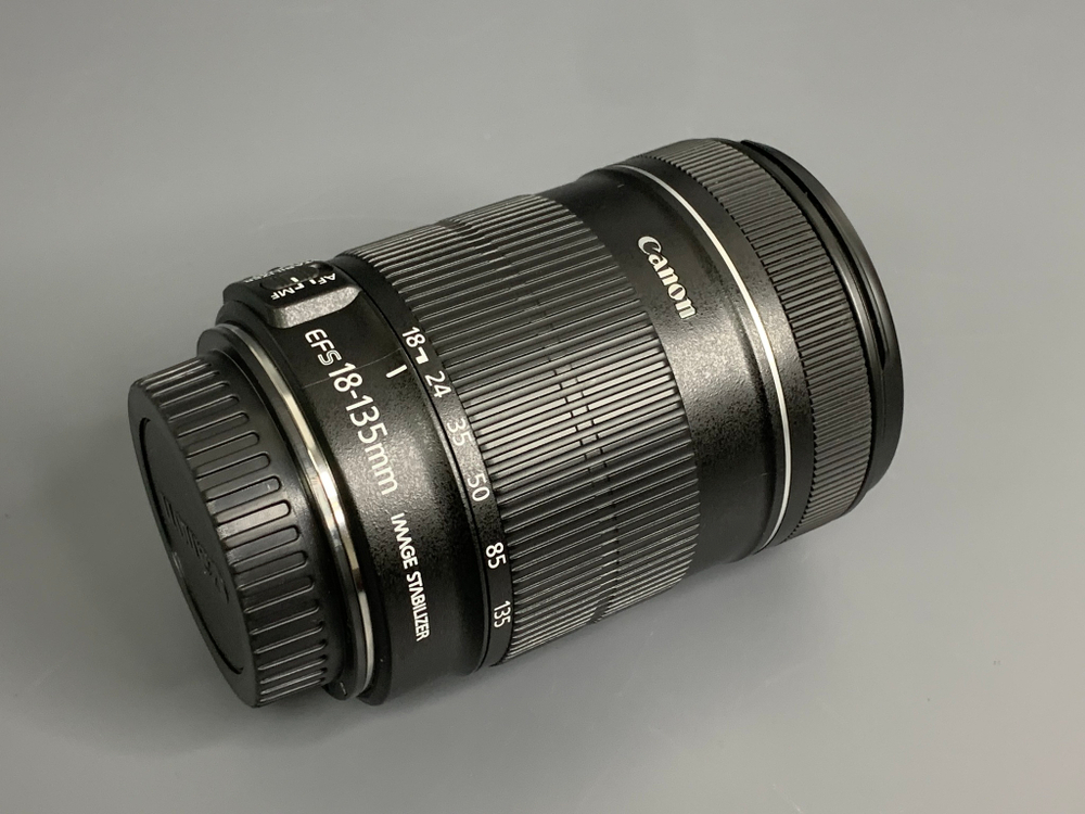 Canon EF-S 18-135mm 3.5-5.6 IS